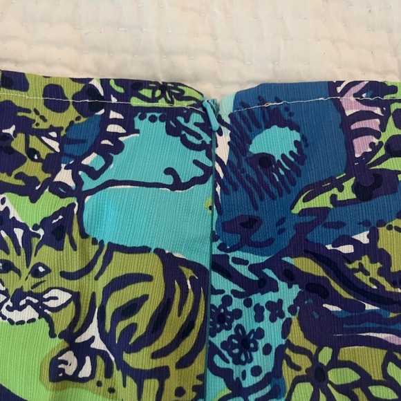 Lilly Pulitzer skort - Picture 3 of 3